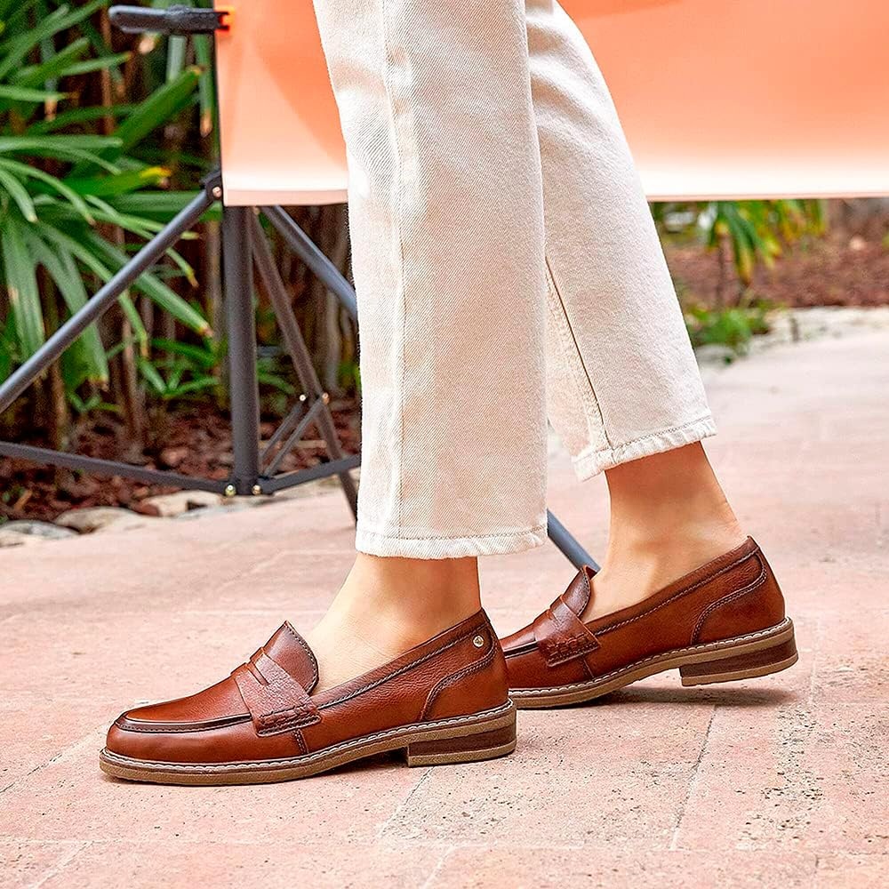 PIKOLINOS Aldaya W8J-3541 Women’s Loafers – Premium Calfskin Leather Slip-On – Lightweight Comfort, Removable Insole, Medium & Wide Width Ergonomic Everyday Support(Cuero)